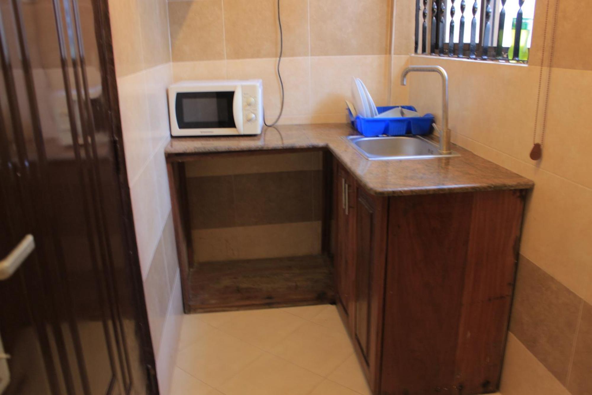 Mikocheni Condo Hotel & Apartments ดาร์เอสซาลาม ภายนอก รูปภาพ